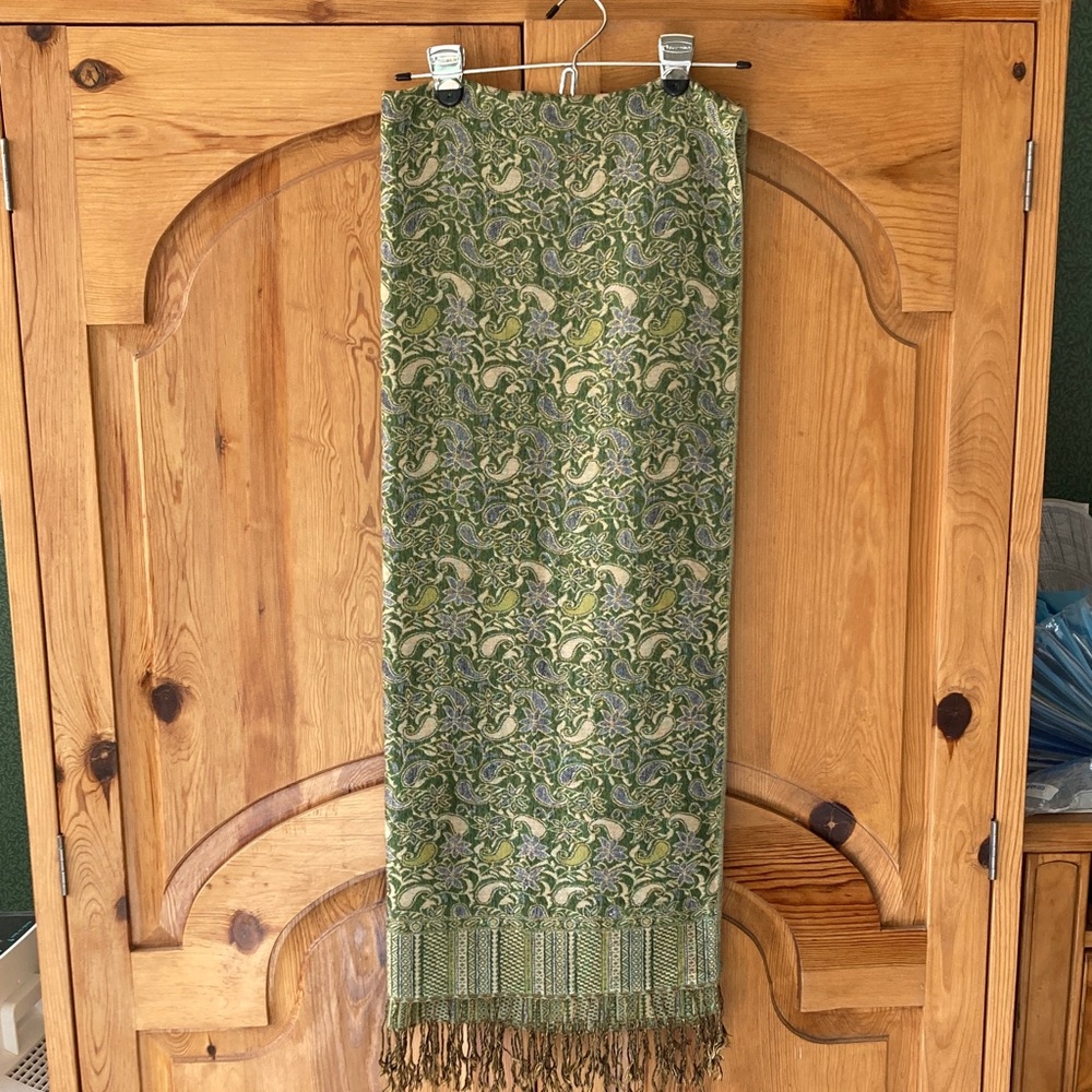 Green Scarf